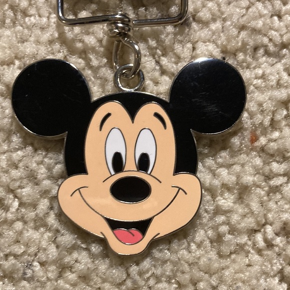 Mickey Mouse Pin Trading Lanyard - Picture 2 of 7